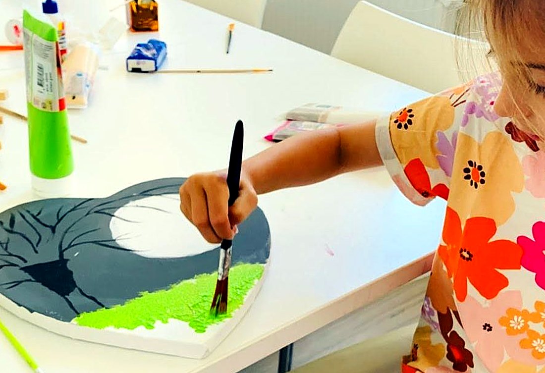 Painting a moonlit plate