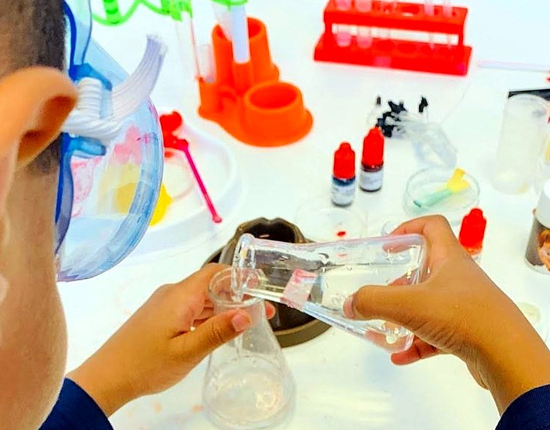 Hands-on chemistry