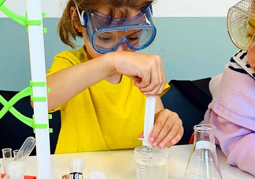 Hands-on chemistry