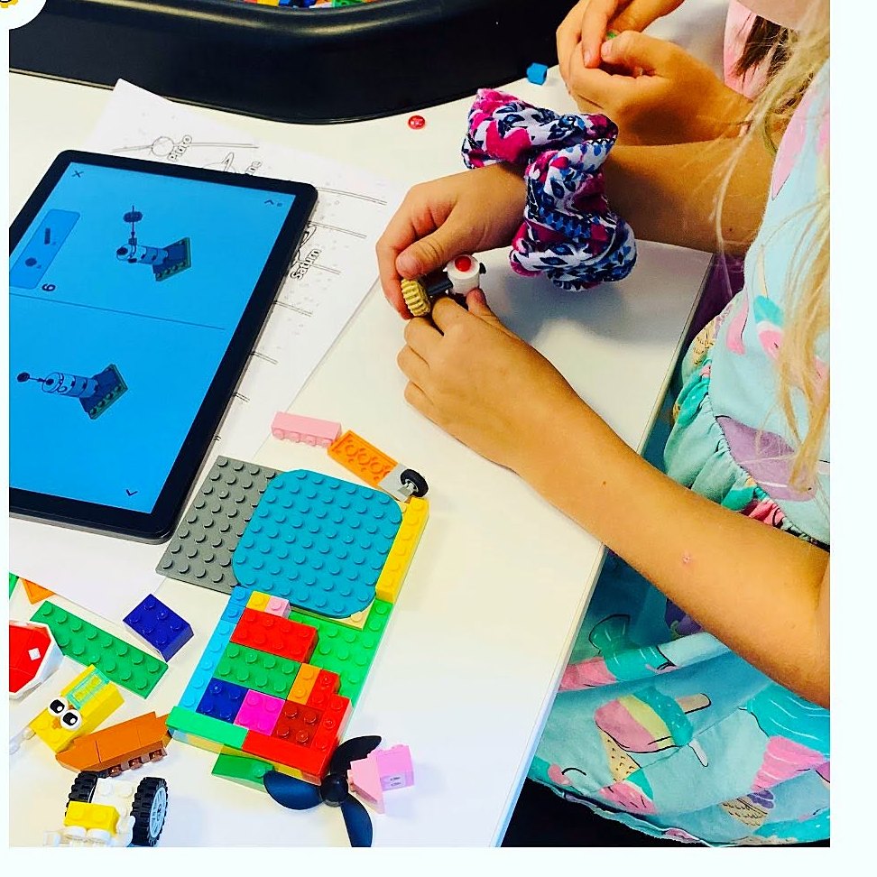 LEGO + tablet coding